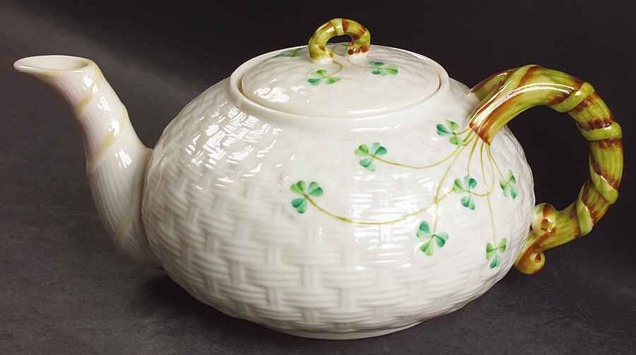 Shamrock Mini Teapot & Lid by Belleek Pottery (Ireland)-1