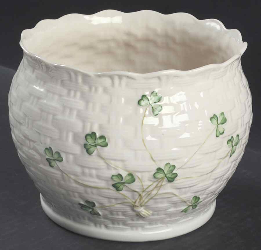 Shamrock Kylemore Planter/Bowl by Belleek Pottery (Ireland)-1