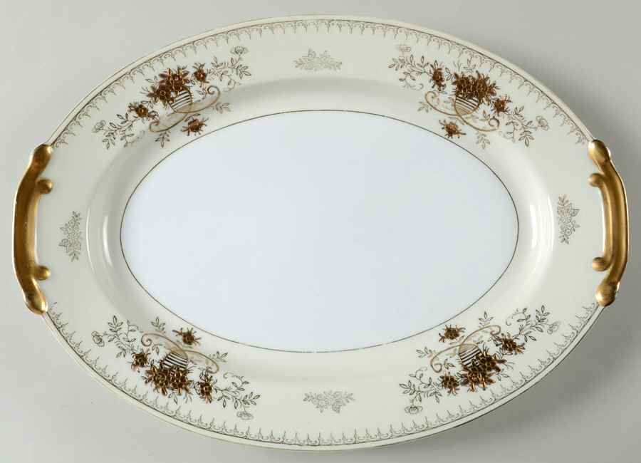 Windsor 14" Oval Serving Platter by Black Towers-1