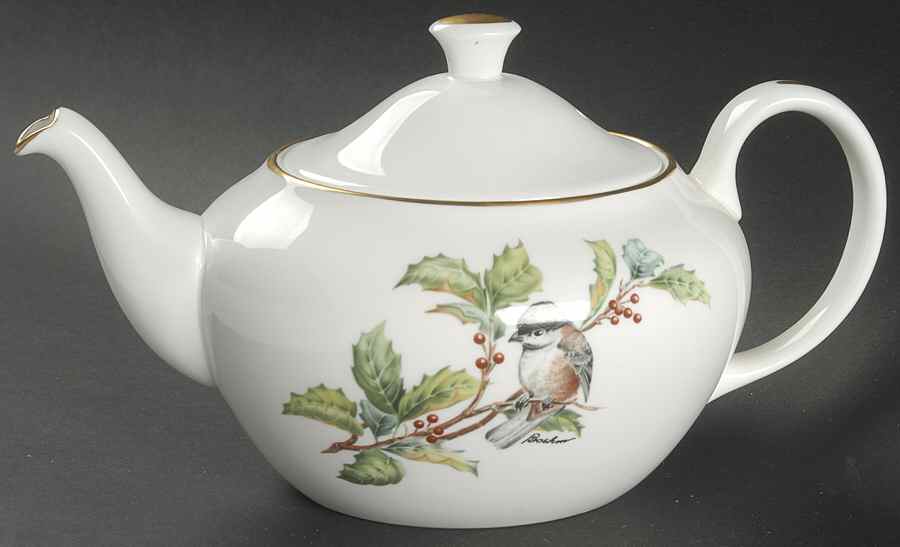 Chickadee & Holly Teapot & Lid by Boehm-1
