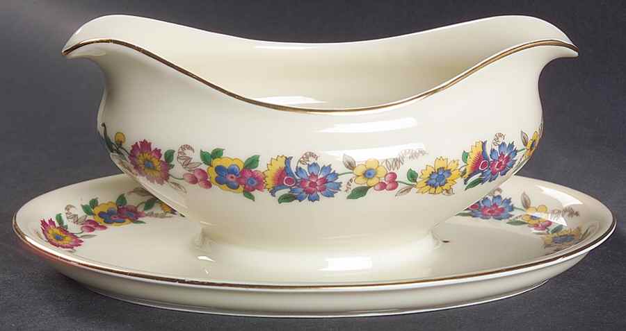 BOH20 Gravy Boat with Attached Underplate by Bohemia Ceramic Works-1