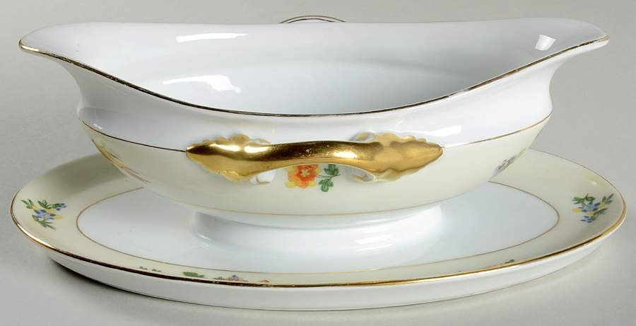 BOH32 Gravy Boat with Attached Underplate by Bohemia Ceramic Works-1