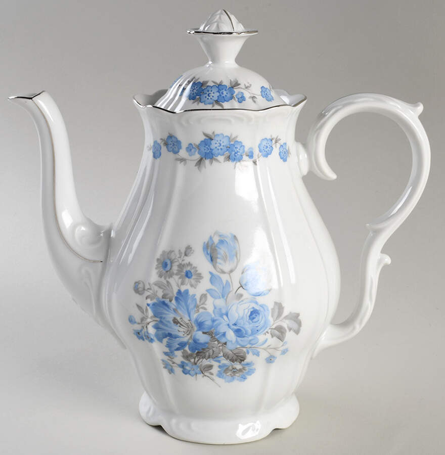 BOH6 Coffee Pot & Lid by Bohemia Ceramic Works-1