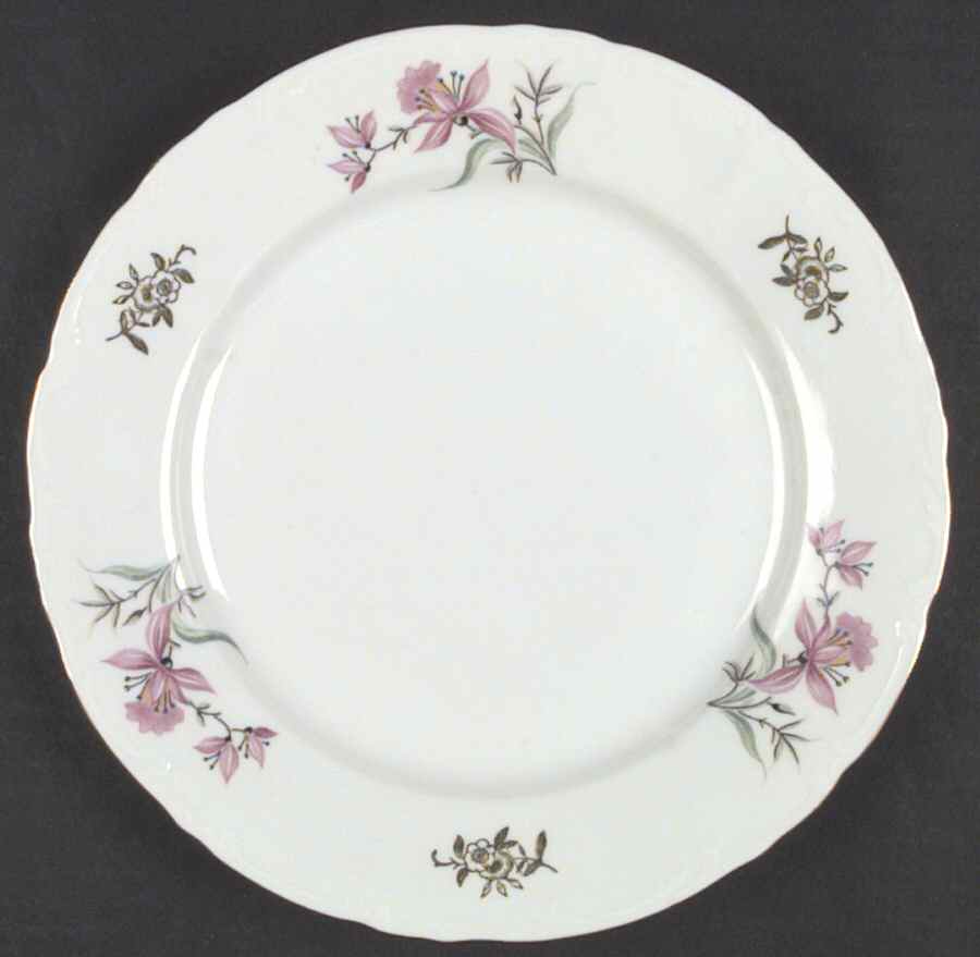 BOH8 Dinner Plate by Bohemia Ceramic Works-1
