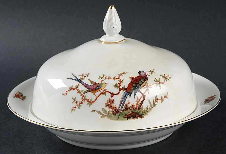 The Eaton Round Covered Butter by Bohemia Ceramic Works-1