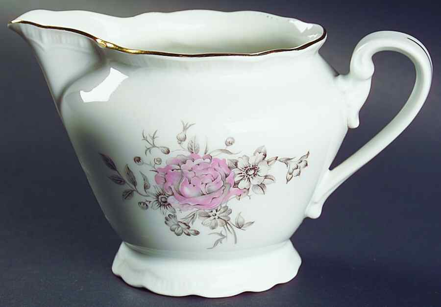 Maria (Embossed Edge) Creamer by Bohemia Ceramic Works-1
