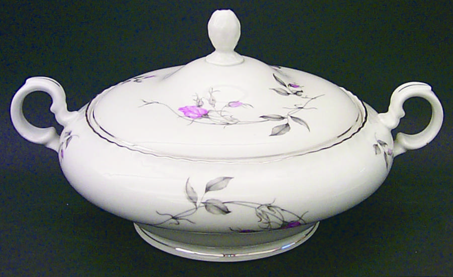 Theresa Round Covered Vegetable by Bohemia Ceramic Works-1