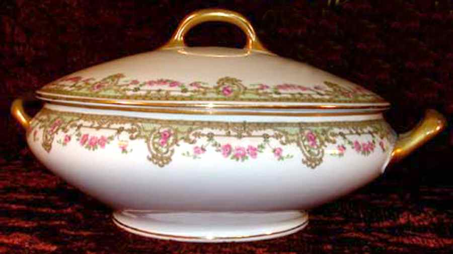 BOJ20 Oval Covered Vegetable by Jean Boyer (Limoges)-1