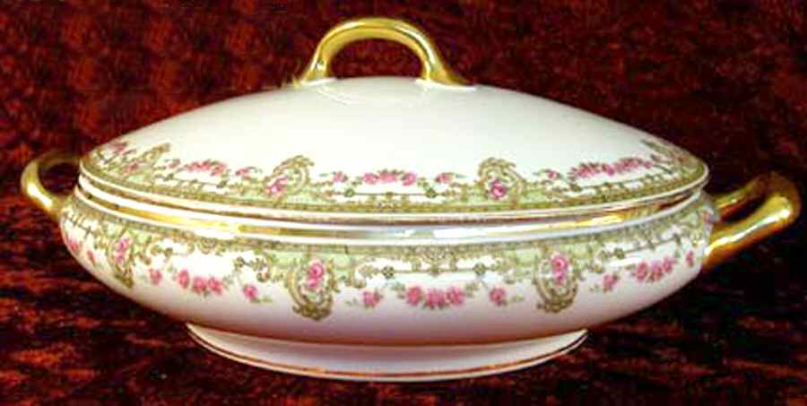 BOJ20 Round Covered Vegetable by Jean Boyer (Limoges)-1