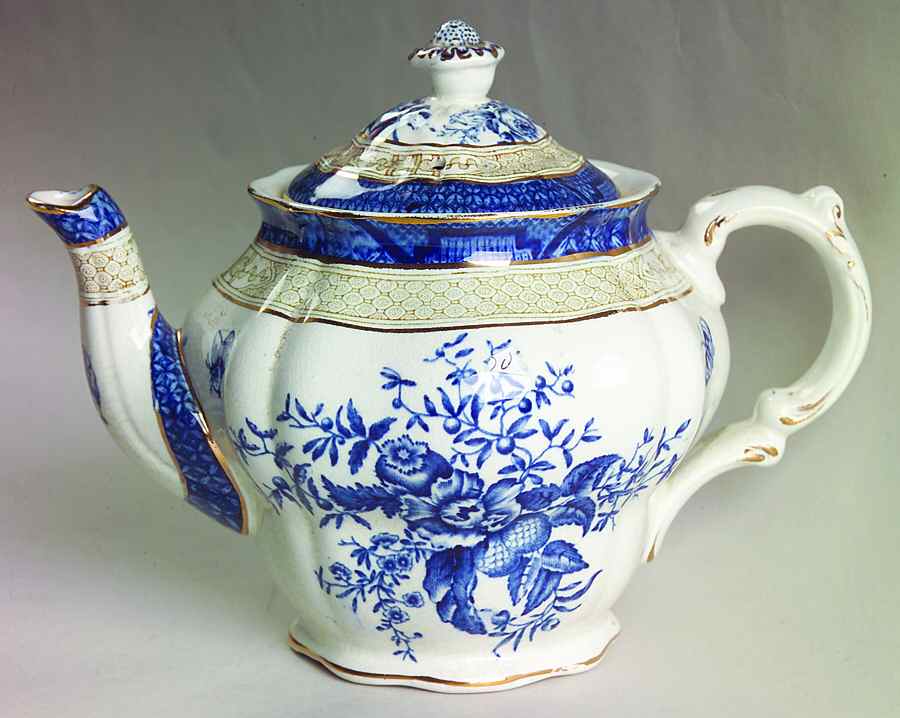 3252 Teapot & Lid by Booths-1