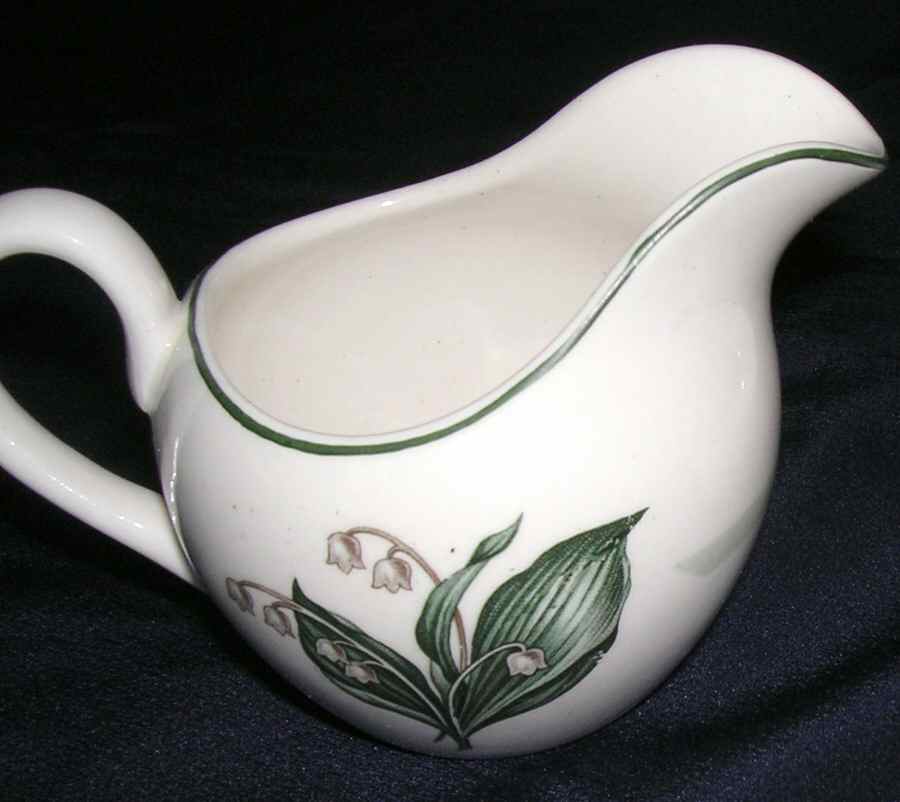 BOO3 Creamer by Booths-1