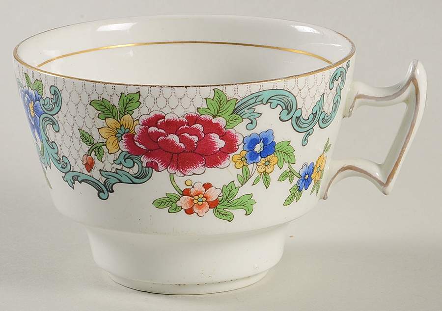 Floradora (Multi Scalloped) Oversized Cup by Booths-1