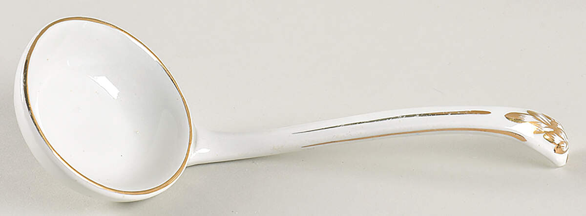 Fresian Solid Piece Sauce Ladle by Booths-1