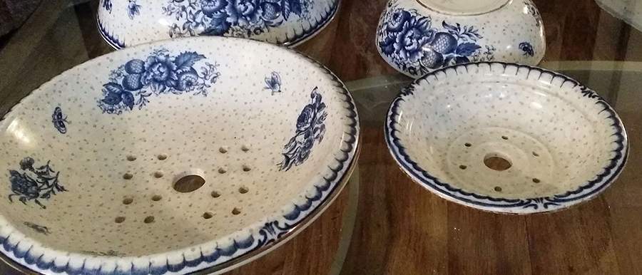Peony Blue Strainer for Round Butter by Booths-1