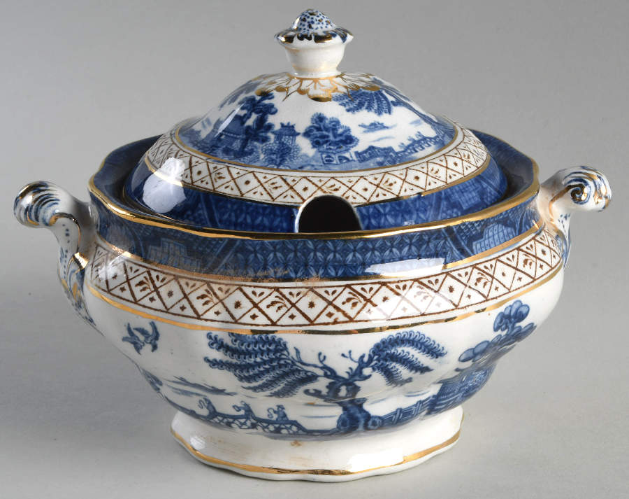 Real Old Willow Blue Sauce Boat & Lid by Booths-1