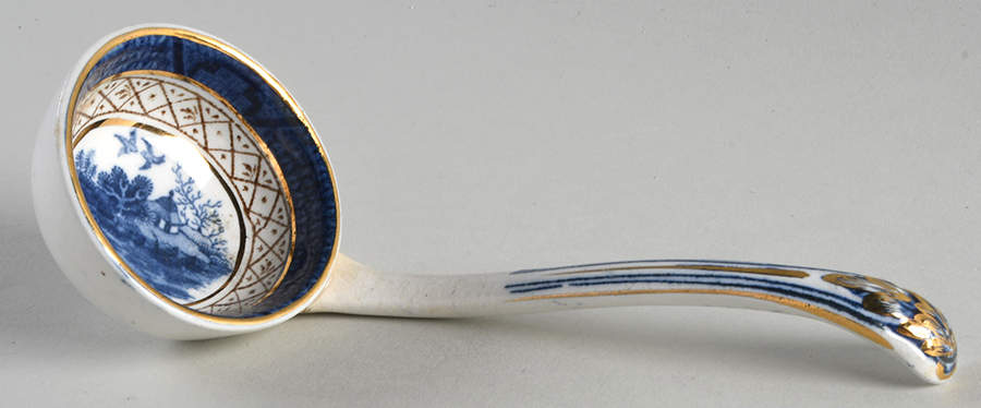 Real Old Willow Blue Gravy Ladle Solid Piece by Booths-1