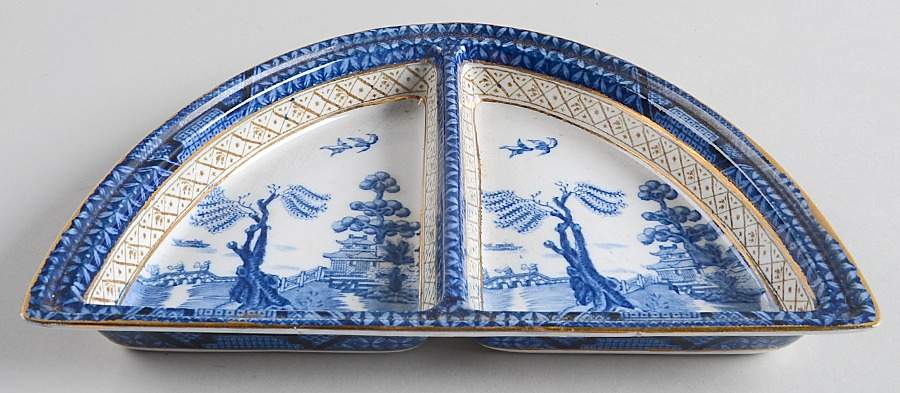 Real Old Willow Blue 2 Part Divided Server No Lid by Booths-1