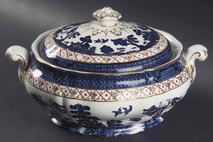 Real Old Willow Blue Round Covered Vegetable by Booths-1