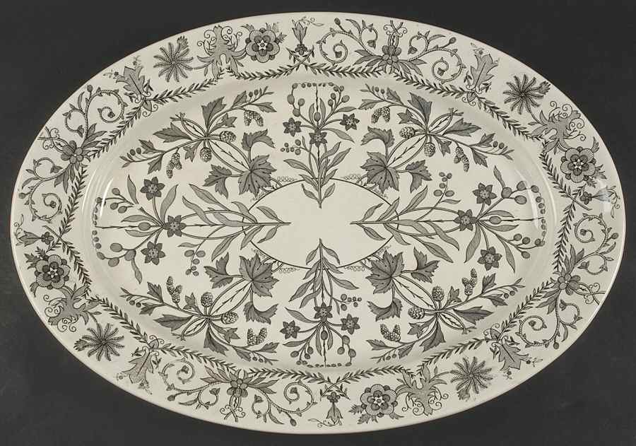 Lahore Black 18" Oval Serving Platter by T & R Boote-1