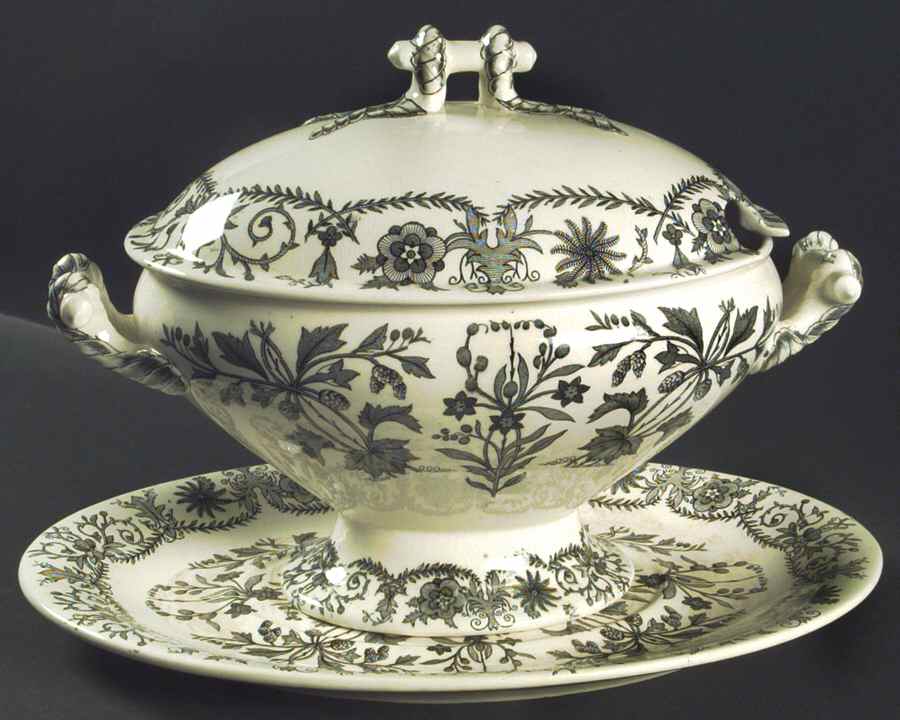 Lahore Black Tureen & Lid w/Underplate by T & R Boote-1