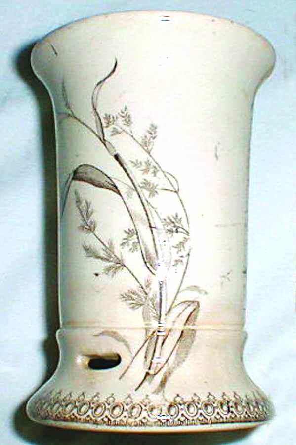 Summer Time Brown Toothbrush Holder by T & R Boote-1