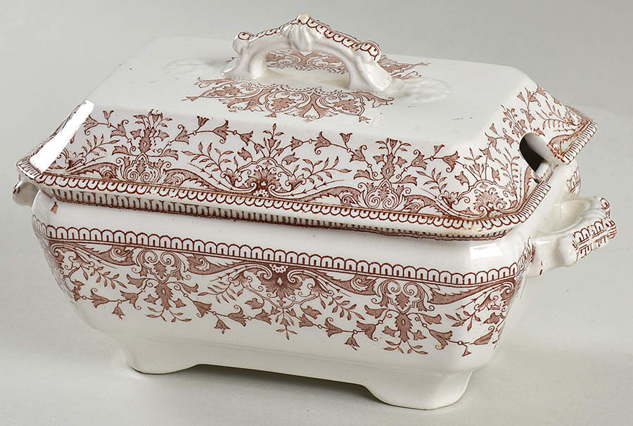 Tournay Brown Gravy Boat & Lid by T & R Boote-1