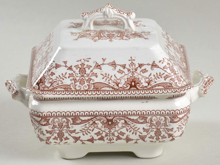 Tournay Brown Butter Box & Lid by T & R Boote-1