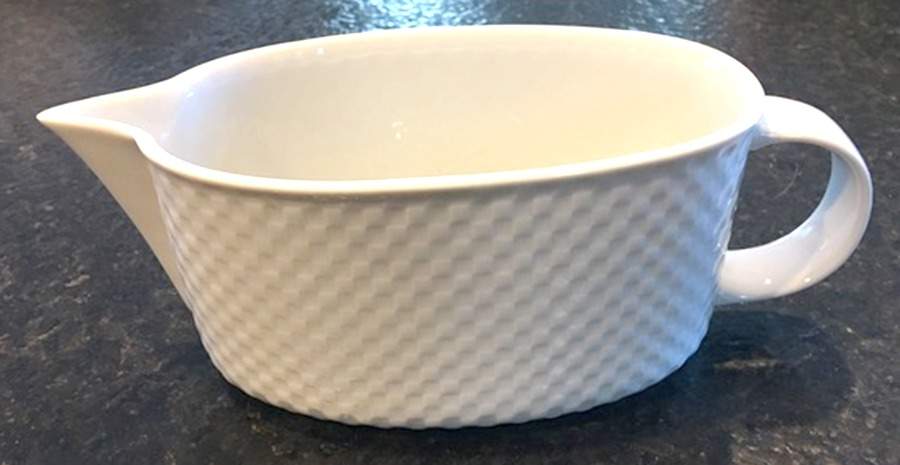 Chess Gravy Boat by Boda Nova-1