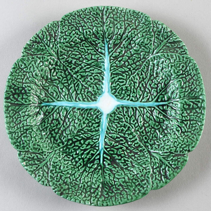Cabbage Green Dessert/Pie Plate by Bordallo Pinheiro-1