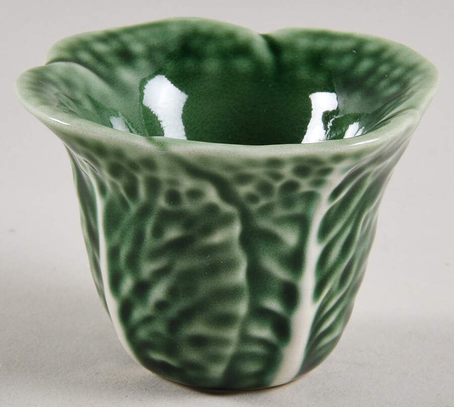 Cabbage Green Single Egg Cup by Bordallo Pinheiro-1