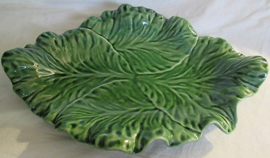 Cabbage Green 17" Oval Serving Bowl by Bordallo Pinheiro-1