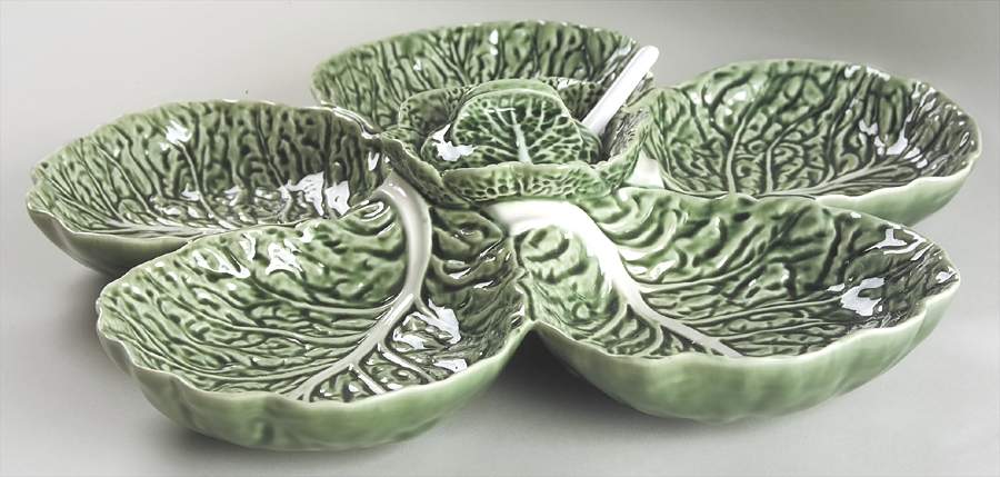 Cabbage Green 5-Part Relish & Center Lid by Bordallo Pinheiro-1
