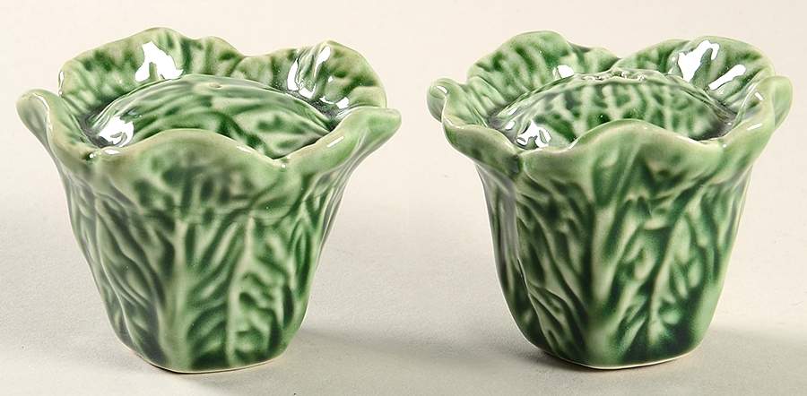 Cabbage Green Salt & Pepper Set by Bordallo Pinheiro-1