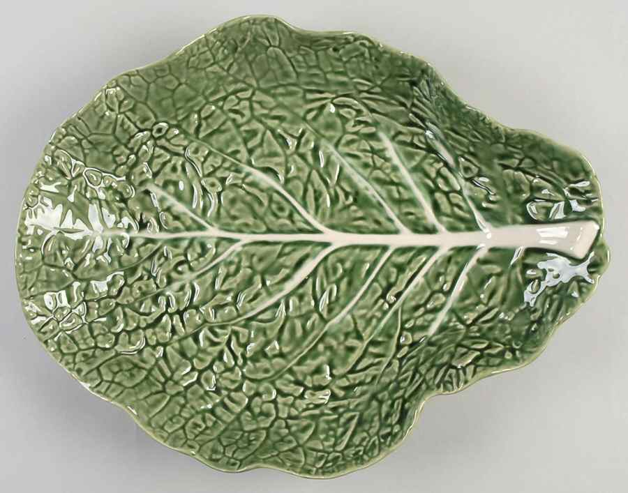 Cabbage Green 15" Oval Serving Platter by Bordallo Pinheiro-1