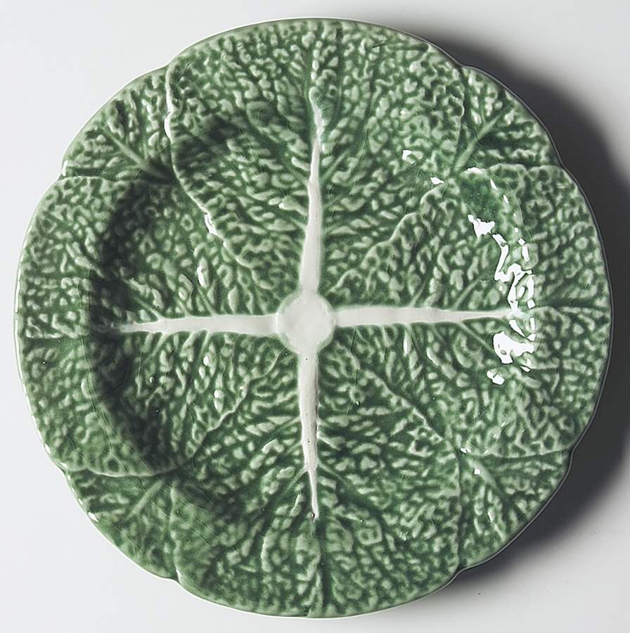 Cabbage Green Dessert/Pie Plate by Bordallo Pinheiro-1