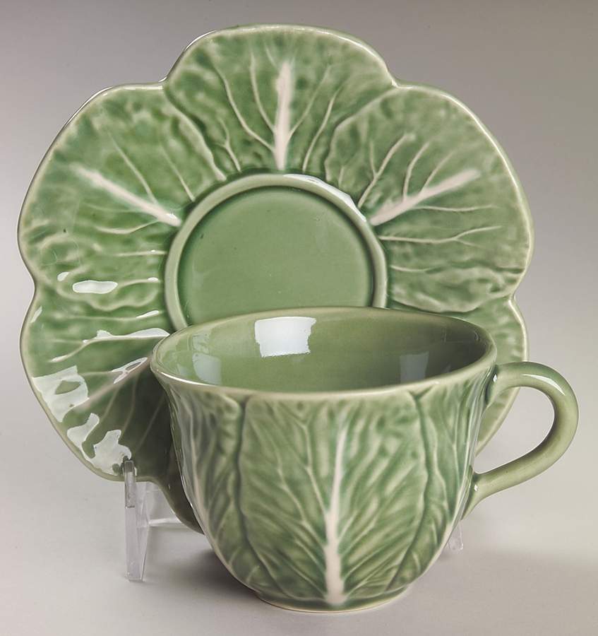 Cabbage Green Flat Cup & Saucer Set by Bordallo Pinheiro-1