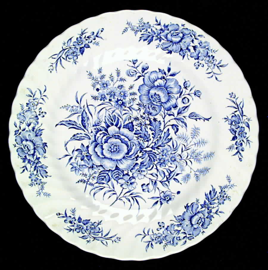 Beacon Hill Blue Dinner Plate by British Anchor-1