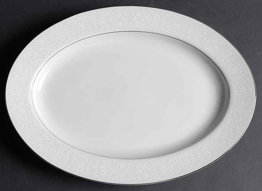 White Lace 14" Oval Serving Platter by Brentwood-1