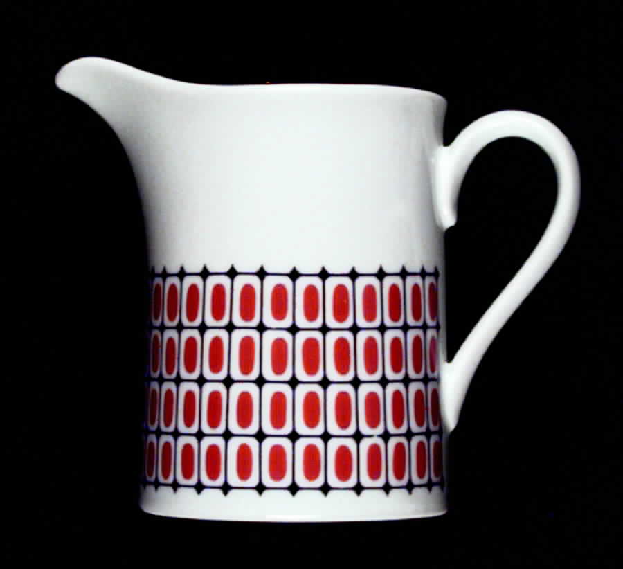 BRI1 (JAPAN) Creamer by Bristol (Japan)-1