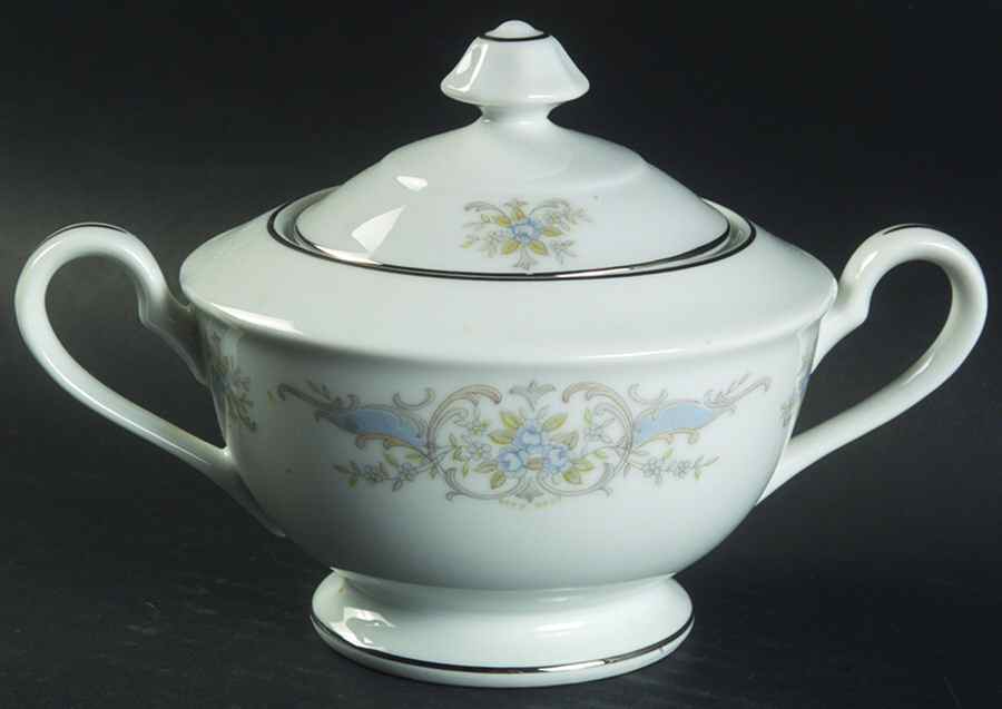 Kimberlie Sugar Bowl & Lid by Bristol (Japan)-1