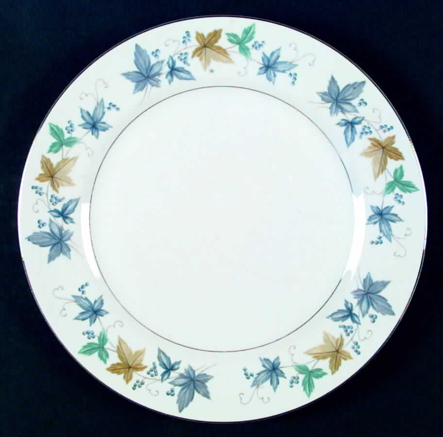 Leaves & Grapes Dinner Plate by Bristol (Japan)-1