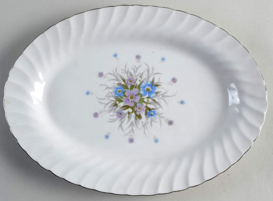 Lisa 12" Oval Serving Platter by Bristol (Japan)-1