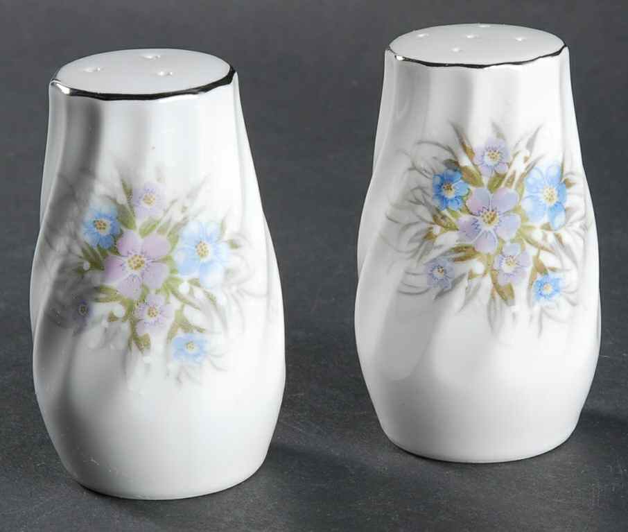 Lisa Salt & Pepper Set by Bristol (Japan)-1