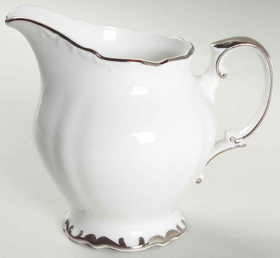 Nobility Creamer by Bristol (Japan)-1