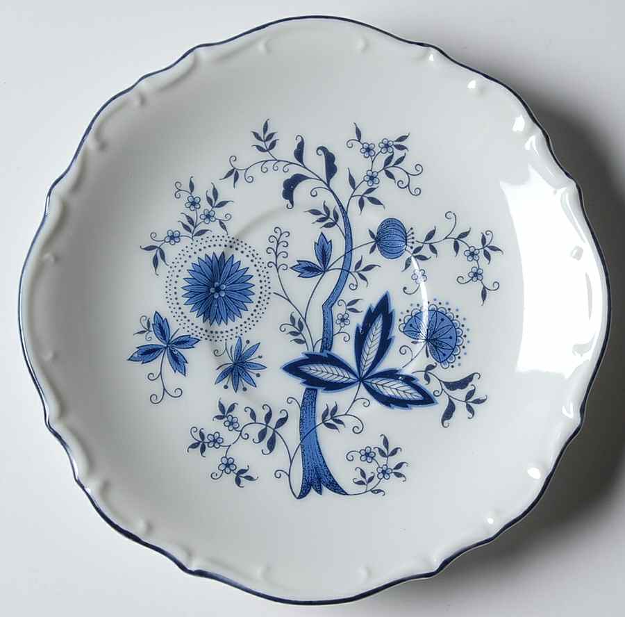 Old World Saucer by Bristol (Japan)-1