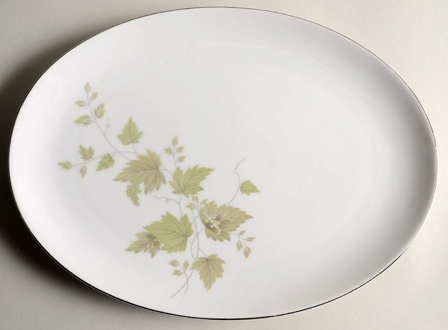 Woodvine 12" Oval Serving Platter by Bristol (Japan)-1