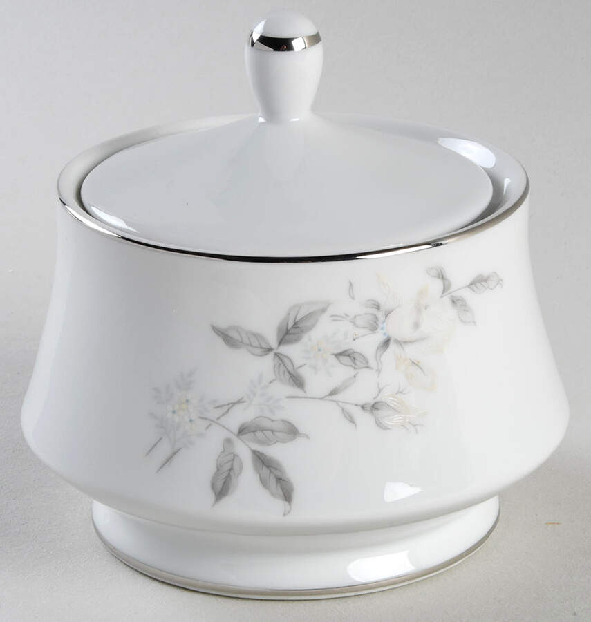 M1013 Sugar Bowl & Lid by Brookwood-1