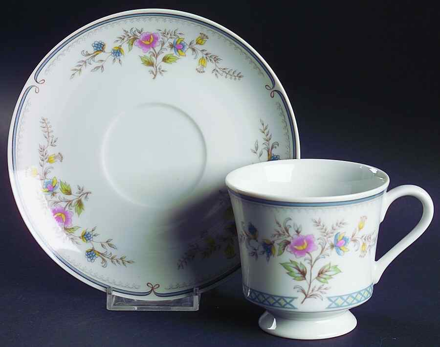 Stratford Footed Cup & Saucer Set by Brookwood-1