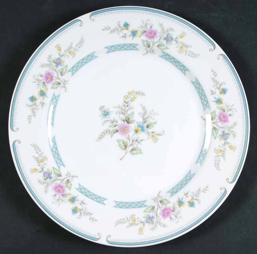 Stratford Dinner Plate by Brookwood-1