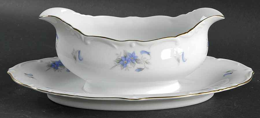 Violetta Gravy Boat with Attached Underplate by Breton-1
